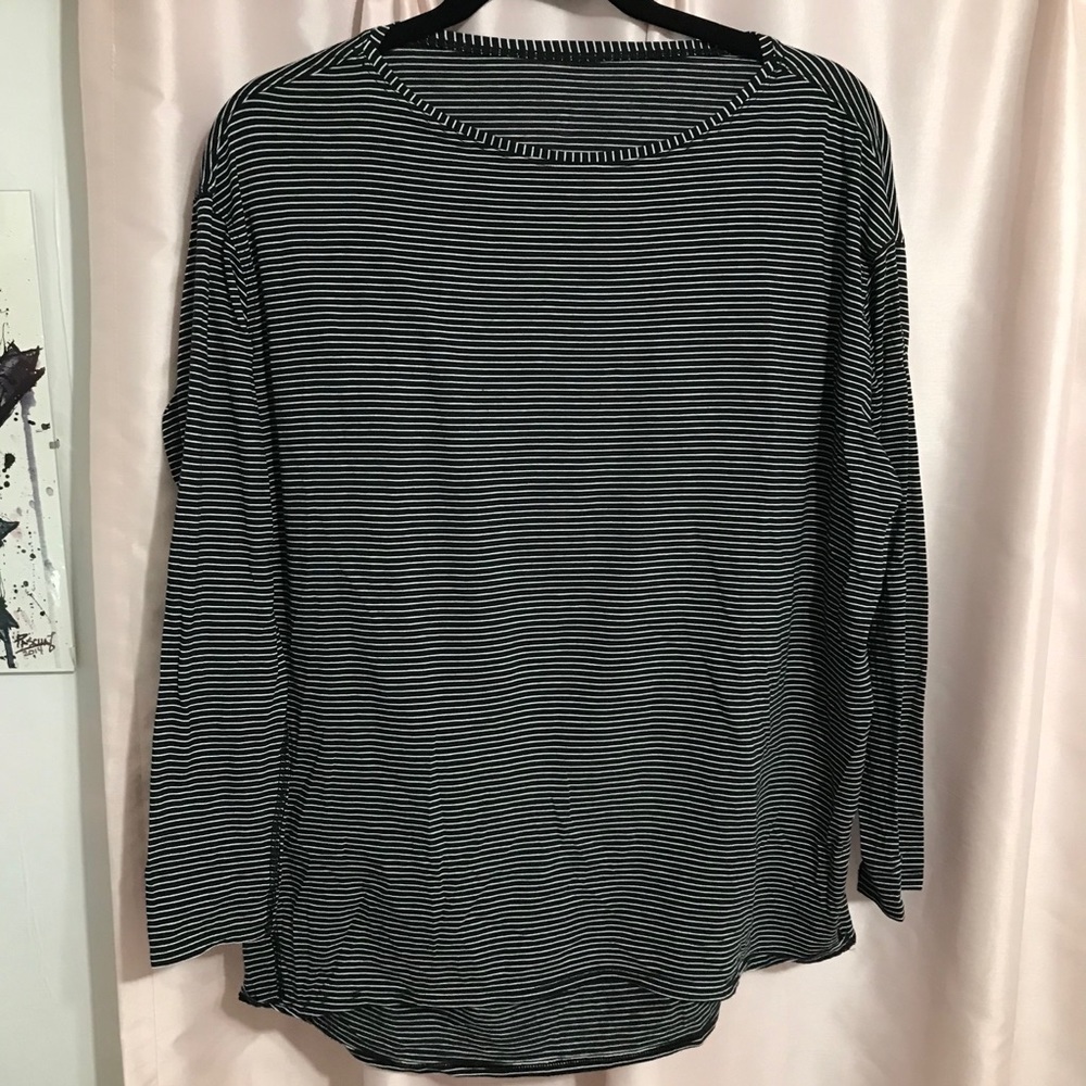 Lululemon loose fitting striped top